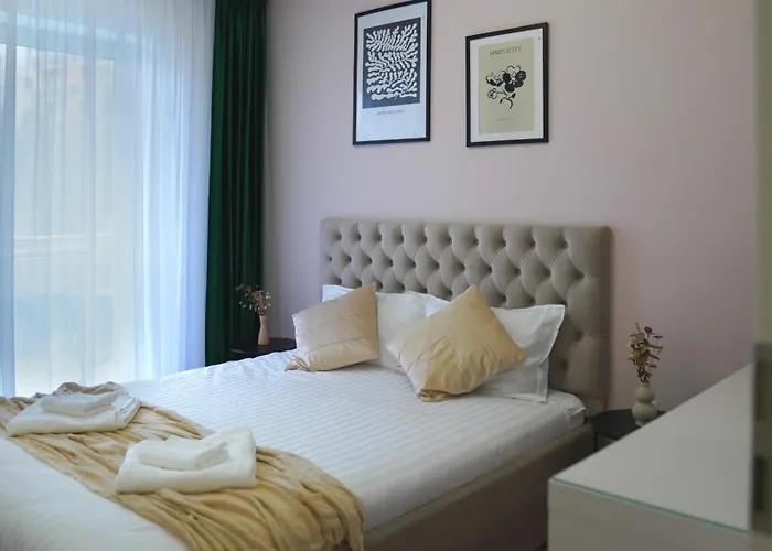 Artclass Avangarden アパート ブラショフ