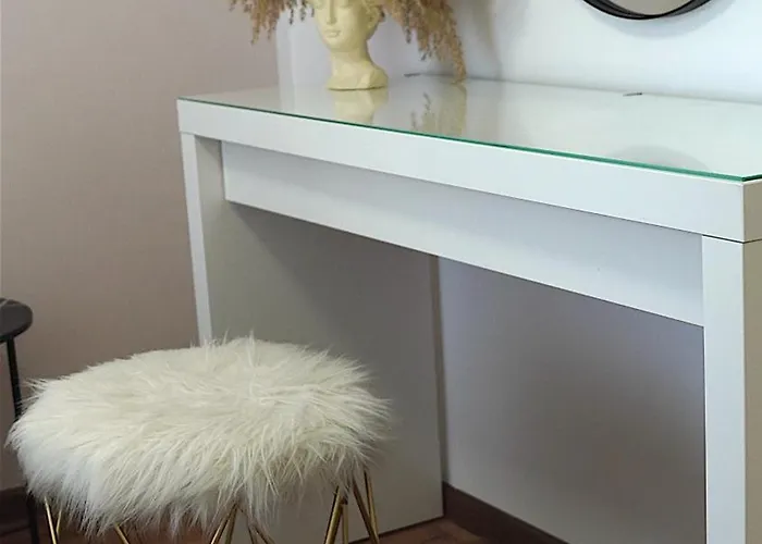 Artclass Avangarden * ブラショフ